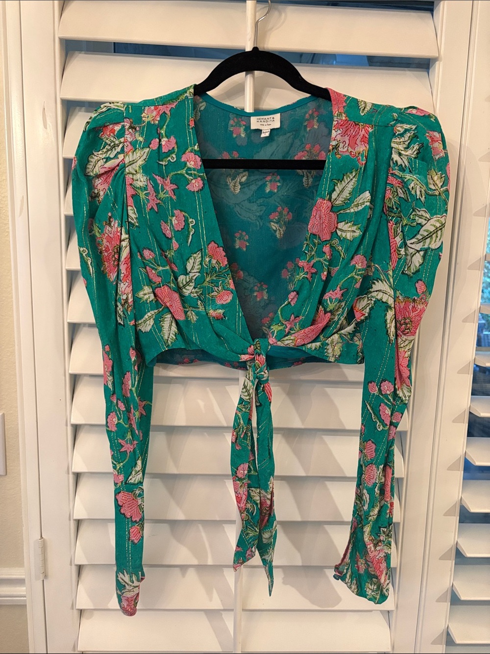HEMANT & NANDITA Teal Floral Tie-Front Crop Top with Pink Accents